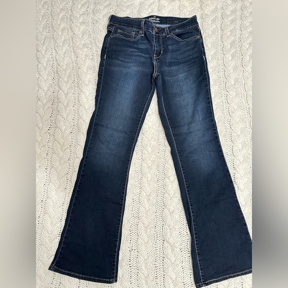 Levi’s Signature Boot Cut Jeans. - Picture 3 of 6